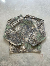 Load image into Gallery viewer, Vintage Realtree Camo Lightweight Pullover (M)