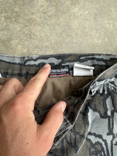 Load image into Gallery viewer, Vintage Duxbak Treebark Camo Pants