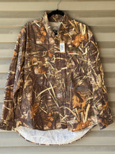 Load image into Gallery viewer, 90’s 10X Realtree Advantage Wetlands Chamois Shirt (XL) 🇺🇸