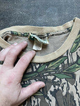 Load image into Gallery viewer, Vintage Mossy Oak Greenleaf Camo T-Shirt (2XL)