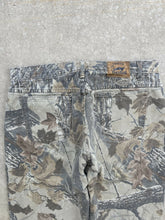 Load image into Gallery viewer, Vintage Duxbak Realtree Camo Denim Pants (36”x31”)