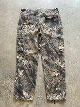 Load image into Gallery viewer, Vintage Mossy Oak Gen 1 Breakup Camo Pants (L)