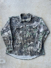 Load image into Gallery viewer, Vintage Rattlers Brand Realtree Camo Chamois Shirt with Distressed Collar (XL)