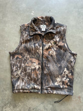 Load image into Gallery viewer, Vintage Mossy Oak Breakup Camo Fleece Vest (L)