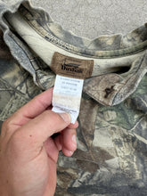 Load image into Gallery viewer, Vintage Duxbak Realtree Advantage Timber Camo Henley (XL)