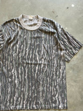 Load image into Gallery viewer, Vintage Realtree Camo T-Shirt (S)