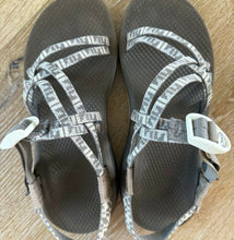 Load image into Gallery viewer, Women's Multi Strap Chaco