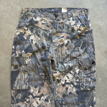 Load image into Gallery viewer, Vintage Mossy Oak Breakup Camo Adjustable Waist Pants (L)