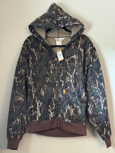 Load image into Gallery viewer, 90’s Carhartt Mossy Oak Treestand Pella Jacket (M) 🇺🇸