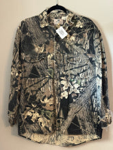 Load image into Gallery viewer, 90’s Mossy Oak Breakup Chamois Shirt (L) 🇺🇸