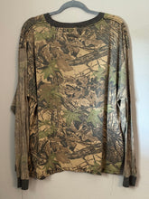 Load image into Gallery viewer, 90’s Realtree Pocket Shirt (L) 🇺🇸
