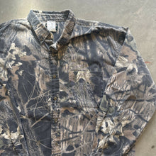 Load image into Gallery viewer, Vintage Mossy Oak Breakup Camo Button-Up Shirt (XL)