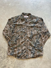 Load image into Gallery viewer, Vintage Mossy Oak Treestand Camo Button-Up Shirt (L)