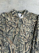 Load image into Gallery viewer, Mossy Oak Shadowgrass Chamois Button Up (2XL)