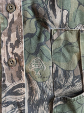 Load image into Gallery viewer, Mossy oak full foliage button up hunting long sleeve camo shirt made in USA 1980s men’s XL green leaf camo