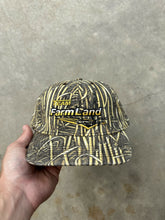 Load image into Gallery viewer, Vintage Farmland Camo Hat