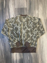 Load image into Gallery viewer, 1990’s Mossy Oak Original Bottomland Camo Crewneck (M)