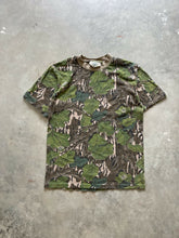 Load image into Gallery viewer, Vintage Mossy Oak Full Foliage Camo T-Shirt (S)