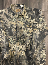 Load image into Gallery viewer, 1990’s Duxbak Mossy Oak Breakup Camo Button Up Shirt (XL)