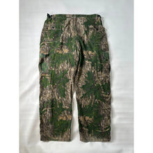 Load image into Gallery viewer, Mossy Oak - Original Shadow Leaf pants