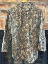 Load image into Gallery viewer, 90’s Mossy Oak Treestand Shirt (M/L) 🇺🇸