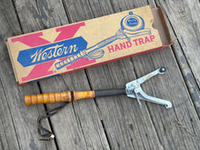 Load image into Gallery viewer, Winchester Western X Hand Trap Thrower