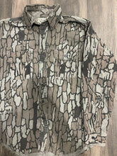 Load image into Gallery viewer, 1990’s Duck Bay Trebark Camo Chamois Shirt (L)