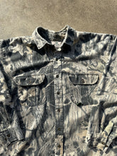 Load image into Gallery viewer, Vintage Faded Mossy Oak Break Up Button Up (XL)