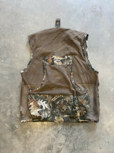 Load image into Gallery viewer, 2000’s Redhead Camo Bird Hunting Vest (S)