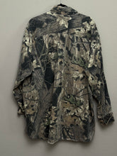 Load image into Gallery viewer, 90’s Mossy Oak Break Up Shirt (L/XL)