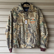 Load image into Gallery viewer, 90’s Buckmaster Life Member “Crystal” Realtree Advantage Jacket (M) 🇺🇸