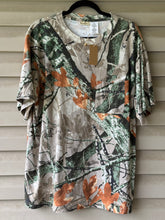 Load image into Gallery viewer, Outfitters Ridge Fusion 3-D Shirt (XL)