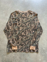 Load image into Gallery viewer, Vintage Mossy Oak Treestand Camo Long Sleeve Shirt (L)