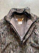 Load image into Gallery viewer, Vintage Cabela’s Realtree Camo Heavy Wool Jacket (XL)