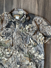 Load image into Gallery viewer, Vintage Remington Mossy Oak Breakup Camo Short Sleeve Nylon Shirt (L)