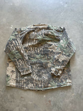 Load image into Gallery viewer, Vintage Realtree Camo Chamois Shirt (XL)