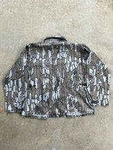 Load image into Gallery viewer, Vintage Treebark Camo Button Up Shirt (XL)