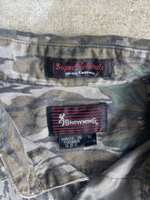 Load image into Gallery viewer, Vintage Browning Mossy Oak Greenleaf Camo Short Sleeve Button-Up Shirt (L/XL)