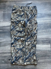 Load image into Gallery viewer, Vintage Browning Hydro Fleece Mossy Oak Treestand Camo Pants (L)
