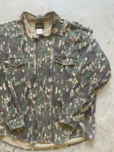 Load image into Gallery viewer, Vintage Trebark Camo Chamois Shirt (XL)