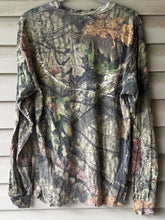 Load image into Gallery viewer, Mossy Oak Break Up Country Shirt (L)