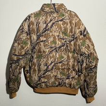 Load image into Gallery viewer, 00’s Mossy Oak Treestand Browning Down Puffer Jacket (XL)