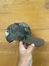 Load image into Gallery viewer, Vintage MossyOak Break-Up Camo “Flint Ink” SnapBack Hat