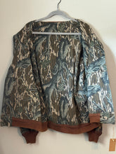 Load image into Gallery viewer, 90’s Mossy Oak Fall Foliage / Treestand Reversible Jacket (L) 🇺🇸