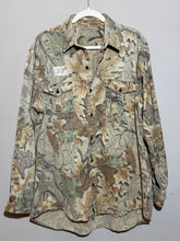 Load image into Gallery viewer, 90’s Realtree Advantage Shirt (L/XL) 🇺🇸