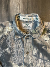 Load image into Gallery viewer, Vintage 1st Generation Mossy Oak Breakup Camo Button Up Shirt (L)