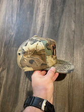 Load image into Gallery viewer, 1990’s Realtree Advantage Camo “Bud King Of Beers” Hat