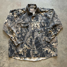 Load image into Gallery viewer, Vintage Mossy Oak Breakup Camo Button Up Shirt (3XL)