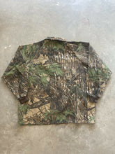 Load image into Gallery viewer, Vintage Realtree Camo Shacket (2XL)