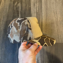 Load image into Gallery viewer, Vintage Ducks Unlimited Trucker Hat